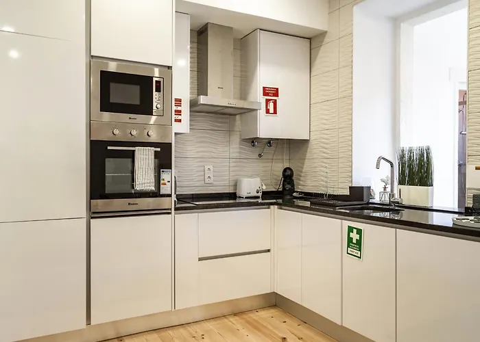 Akicity Penha Peace * ליסבון