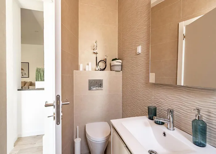 Akicity Penha Peace * ליסבון