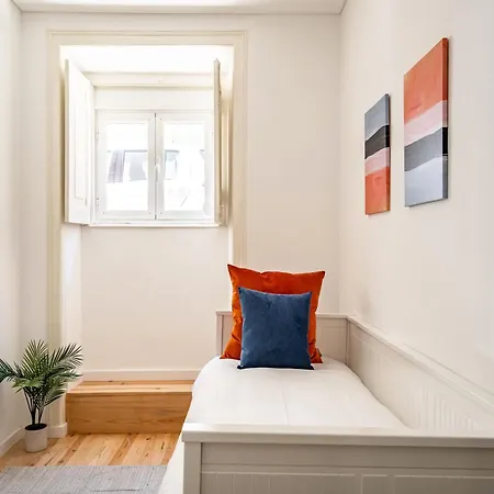 Akicity Penha Peace * Lissabon